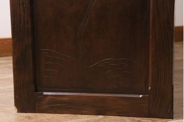 中古　ビンテージ　伝統工芸　軽井沢彫り　葡萄の図　意匠が凝らされたチェスト(箪笥、タンス)(R-043690)