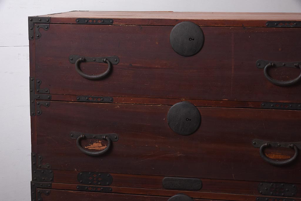 アンティーク家具　ヒノキ材　古い木の質感が味わい深い重ね箪笥(衣装箪笥、時代箪笥、引き出し)(R-043693)