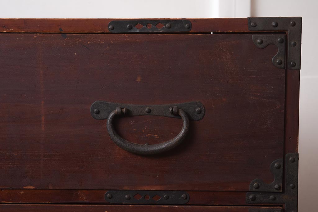 アンティーク家具　ヒノキ材　古い木の質感が味わい深い重ね箪笥(衣装箪笥、時代箪笥、引き出し)(R-043693)