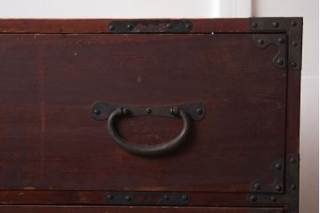 アンティーク家具　ヒノキ材　古い木の質感が味わい深い重ね箪笥(衣装箪笥、時代箪笥、引き出し)(R-043693)