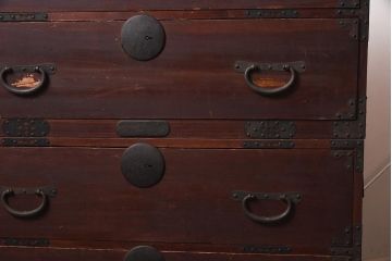 アンティーク家具　ヒノキ材　古い木の質感が味わい深い重ね箪笥(衣装箪笥、時代箪笥、引き出し)(R-043693)