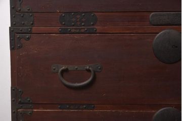 アンティーク家具　ヒノキ材　古い木の質感が味わい深い重ね箪笥(衣装箪笥、時代箪笥、引き出し)(R-043693)