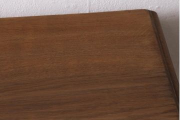 アンティーク家具　フランスアンティーク　オーク材　クラシカルな雰囲気が魅力のサイドボード(収納棚)(R-043694)