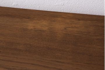 アンティーク家具　フランスアンティーク　オーク材　クラシカルな雰囲気が魅力のサイドボード(収納棚)(R-043694)