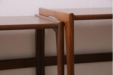 ヴィンテージ家具　北欧ビンテージ　G-PLAN(ジープラン)　チーク材　温かみのある木味が魅力のネストテーブル(サイドテーブル)(R-043698)