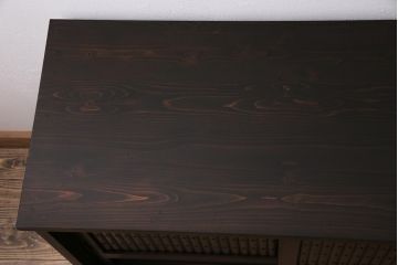 ラフジュ工房オリジナル　古建具リメイク　前板栗材　引き出し付き　和モダンなキャビネット(水屋、収納棚、戸棚)(R-043700)