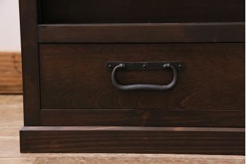 ラフジュ工房オリジナル　古建具リメイク　前板栗材　引き出し付き　和モダンなキャビネット(水屋、収納棚、戸棚)(R-043700)
