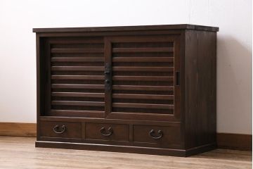 ラフジュ工房オリジナル　古建具リメイク　前板栗材　引き出し付き　和レトロなキャビネット(水屋、収納棚、戸棚)(R-043701)