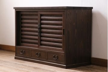 ラフジュ工房オリジナル　古建具リメイク　前板栗材　引き出し付き　和レトロなキャビネット(水屋、収納棚、戸棚)(R-043701)
