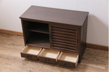 ラフジュ工房オリジナル　古建具リメイク　前板栗材　引き出し付き　和レトロなキャビネット(水屋、収納棚、戸棚)(R-043701)