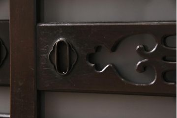 ラフジュ工房オリジナル　古建具リメイク　前板栗材　引き出し付き　和モダンな脚付きローボード(水屋、収納棚、戸棚)(R-043702)