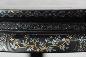 明治〜大正　黒漆螺鈿細工　木製花台(中国李朝?)(R-043727)