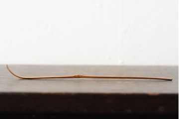 竹製　茶道具　古い時代茶杓(在銘、鶴)(R-043730)