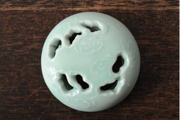 善夫銘　鳳香炉(白磁、青磁、共箱、茶道具)(R-043731)