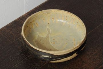 笠間焼　中野晃嗣　黒釉菓子鉢(作家物、共箱)(R-043732)