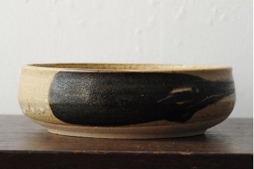 笠間焼　中野晃嗣　黒釉菓子鉢(作家物、共箱)(R-043732)