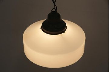 アンティーク照明　レトロ　シャビーなブラケットがおしゃれなペンダントライト(天井照明、吊り下げ照明)(R-043733)