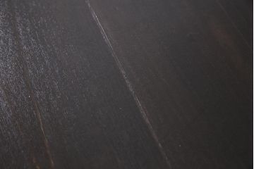 アンティーク家具　前面黒柿材　黒々とした杢目が魅力的な渋い趣の茶箪笥(茶棚、飾り棚、戸棚、収納棚)(R-043742)