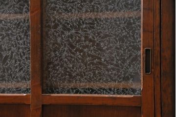 アンティーク家具　ヒノキ材　引き出し付き　結霜ガラス入りの味のある下駄箱(収納棚、戸棚、キャビネット)(R-043743)