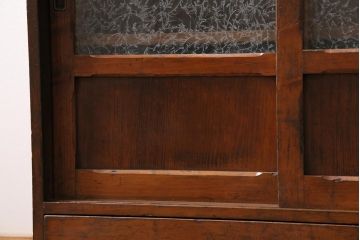アンティーク家具　ヒノキ材　引き出し付き　結霜ガラス入りの味のある下駄箱(収納棚、戸棚、キャビネット)(R-043743)