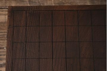 アンティーク雑貨　和製アンティーク　大正期　総ケヤキ材　くっきりとした杢目が目を引く将棋盤(花台、飾り台)(R-043748)