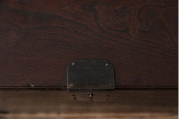 アンティーク家具　古民具・骨董　昭和初期　真鍮金具　総欅(ケヤキ)材　貫禄漂う風合いが魅力的な硯箱(小引き出し、小物収納)(R-043749)
