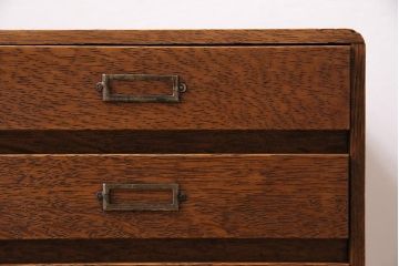 アンティーク家具　昭和中期　ナラ材　ネームプレート付きのレトロな小引き出し(小物収納、卓上収納)(R-043750)