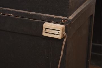 レトロ家具　組み立て式　ノスタルジックな雰囲気が素敵な両袖デスク(両袖机、在宅ワーク、在宅用ワークデスク)(R-043754)