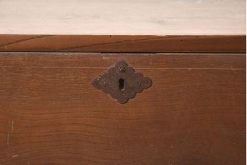 アンティーク家具　和製アンティーク　昭和初期　前面ケヤキ材　大正ロマン薫る重ね箪笥(和箪笥、収納棚、引き出し、チェスト)(R-043759)