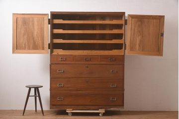 アンティーク家具　和製アンティーク　昭和初期　前面ケヤキ材　大正ロマン薫る重ね箪笥(和箪笥、収納棚、引き出し、チェスト)(R-043759)