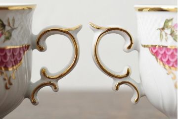 中古　ハンガリー　HOLLOHAZA(ホロハーザ)　Henriette(ヘンリエッタ)　ティーセット(ポット、カップ&ソーサー、プレート、シュガーポット、ミルクジャグ)(R-043764)