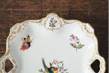 ヴィンテージ　ハンガリー製　Royal Danube(ロイヤル・ドナウ)　hand painted　蝶・鳥　ゴールドリムが気品溢れるスクエアディッシュ(ビンテージ)(R-043768)