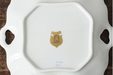 ヴィンテージ　ハンガリー製　Royal Danube(ロイヤル・ドナウ)　hand painted　蝶・鳥　ゴールドリムが気品溢れるスクエアディッシュ(ビンテージ)(R-043768)