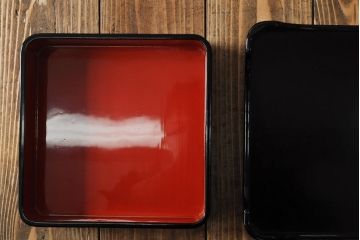 昭和期　輪島塗　松図木製三段重・重台　箱付き(重箱、漆器)(R-043770)