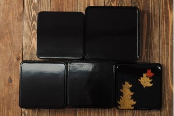 昭和期　輪島塗　松図木製三段重・重台　箱付き(重箱、漆器)(R-043770)