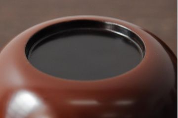大正昭和初期　松ぼっくり松葉蒔絵　木製お椀6客(時代物漆器)(R-043776)