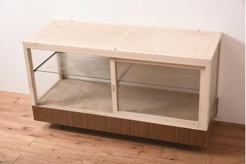 レトロ家具　シンプルなガラスケース(ショーケース、陳列棚)(R-043780)