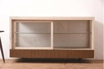 レトロ家具　シンプルなガラスケース(ショーケース、陳列棚)(R-043780)