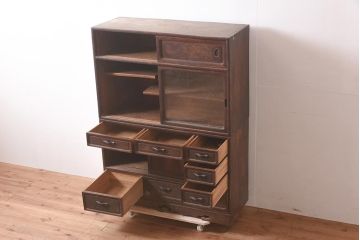 【簡易リペア限定品】アンティーク建具　上手物!　総欅(ケヤキ)材・玉杢　中桐材　凝った造りの茶箪笥(茶棚、戸棚、飾り棚)(R-043783)