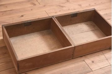 アンティーク家具　昭和初期　ナラ材　レトロな雰囲気漂うガラスケース(ショーケース、陳列棚、飾り棚)(R-043786)