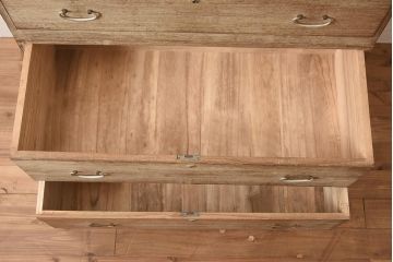 アンティーク家具　昭和中期　前面桐材　すっきりとした佇まいのシンプルな重ねタンス(衣装箪笥、和箪笥、引き出し、チェスト、桐箪笥、桐たんす)(R-043787)