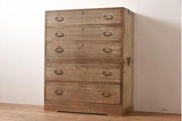 アンティーク家具　昭和中期　前面桐材　すっきりとした佇まいのシンプルな重ねタンス(衣装箪笥、和箪笥、引き出し、チェスト、桐箪笥、桐たんす)(R-043788)