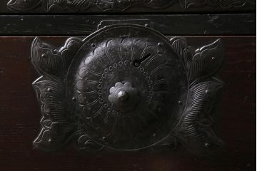 アンティーク家具　明治大正期　前面栗材　隠し付き　貫禄漂う仙台箪笥(衣装箪笥、時代箪笥、引き出し)(R-043792)