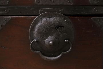 アンティーク家具　明治大正期　前面栗材　隠し付き　貫禄漂う仙台箪笥(衣装箪笥、時代箪笥、引き出し)(R-043792)