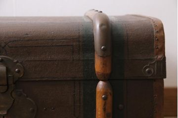 アンティーク　和製アンティーク　大正昭和初期　宝箱のようなデザインがお洒落なトランク(鞄、カバン、収納、ディスプレイ)(R-043794)