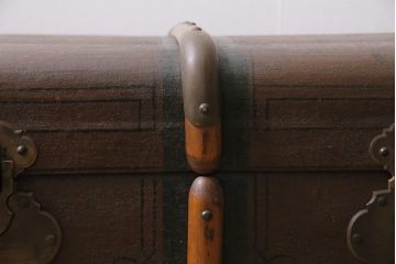 アンティーク雑貨　和製アンティーク　大正昭和初期　宝箱のようなデザインがお洒落なトランク(鞄、カバン、収納、ディスプレイ)(R-043794)