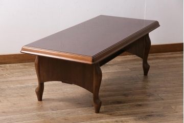 ビンテージ家具　オールドマルニ　maruni(マルニ木工)　クラシカルな雰囲気づくりにおすすめなセンターテーブル(コーヒーテーブル、リビングテーブル)(R-043795)
