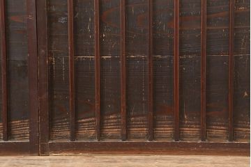 アンティーク建具　古民家スタイルや趣のある和空間におすすめな板戸4枚セット(格子戸)(R-043812)