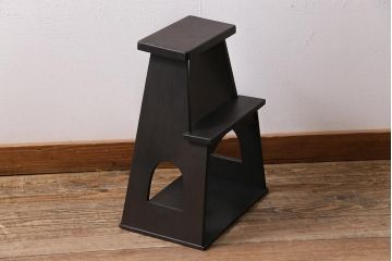 アンティーク雑貨　和製アンティーク　昭和初期　ペイントカラーが格好良い踏み台(ステップ、飾り台、花台)(R-043815)