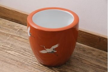 アンティーク雑貨　ノリタケ・則武(日陶)　鶴の図　朱色が目を引く小振りの瀬戸火鉢(手あぶり、鉢カバー)(R-043817)
